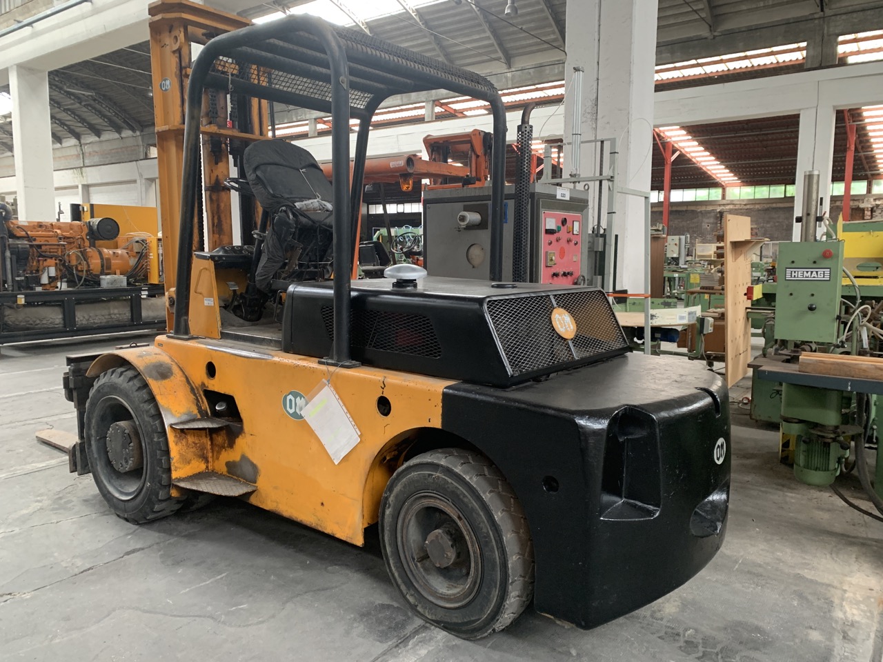 Used Sollevatore diesel marca OM modello DI65, portata 6,5 Tons