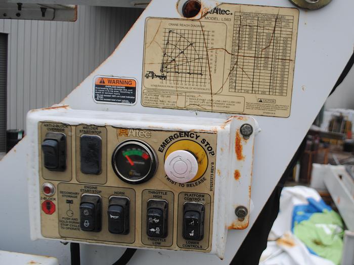 Used Altec LS63 on 2015 International 4300 SBA 4x2 Reg Cab Flatbed Truck - M37501