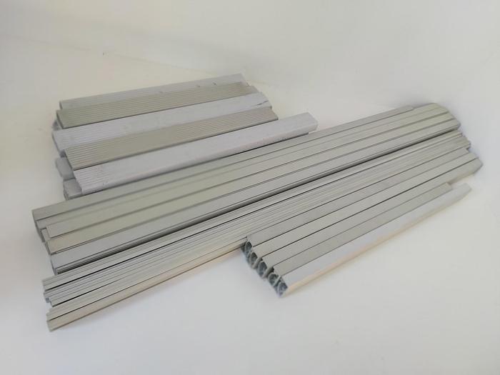 15m Sammelschienen Abdeckprofil, SV 3092, 1m x 40mm, Rittal neuwertig