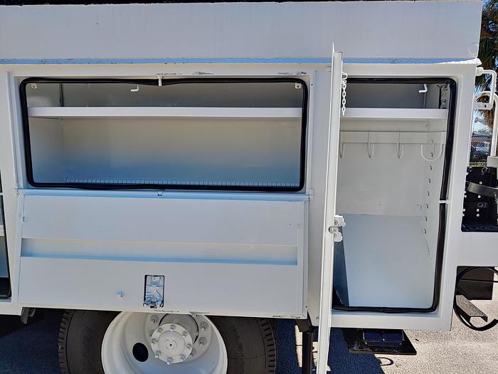 Used Terex Commander C4047 Digger Derrick on 2016 Freightliner M2 106 Reg Cab Utility Truck – G2173