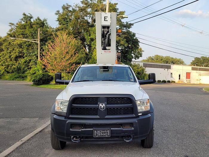 Used Elliott V60 60ft Bucket Boom on 2015 Ram 5500 Flatbed Truck - M71874 
