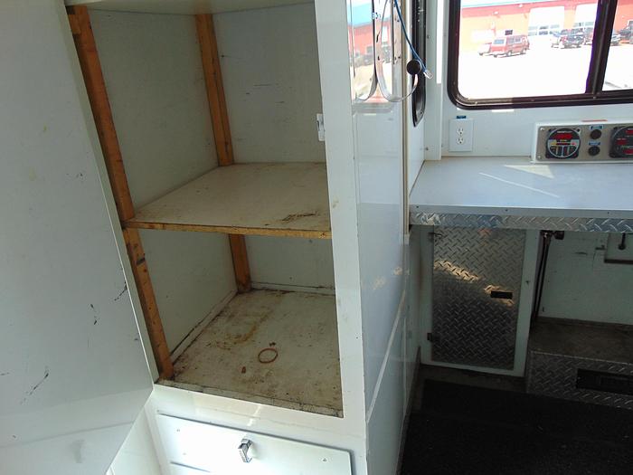 Used 2008 PETERBILT 365