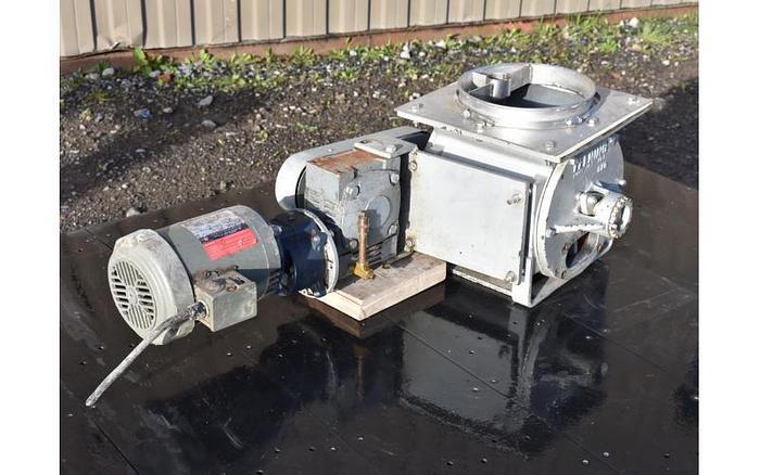 D'occasion USED ROTARY AIR LOCK VALVE, SIZE: 10'' X 4'' BLOW-THROUGH, CAST IRON, PFENING