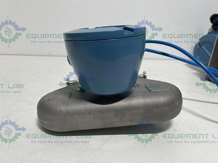 Used Micro Motion  CMF010 Mass Flow Sensor 1/2" Sanitary Fitting w/ 1700R12 Transmitter
