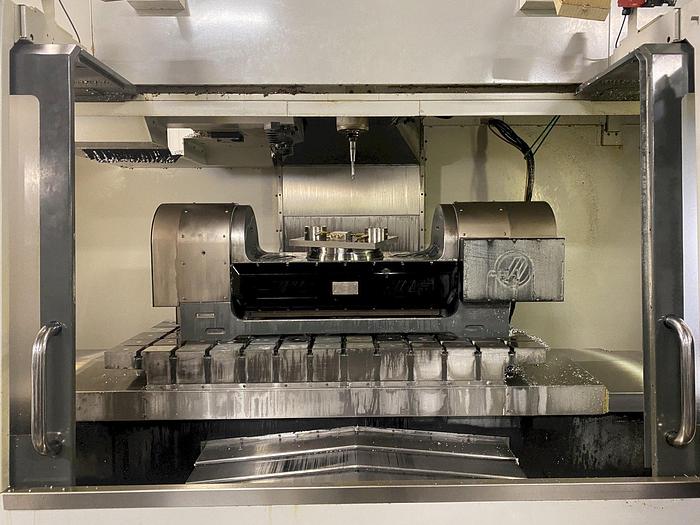 Used 2013 HAAS  VM-6 4-Axis CNC Vertical Machining Center