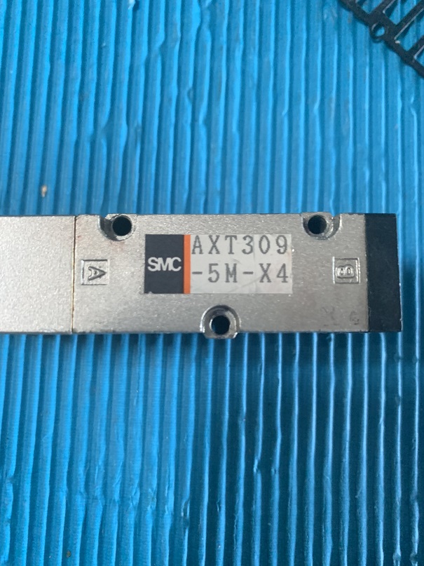 Used SMC Solenoid Valve AXT309-5M-X4