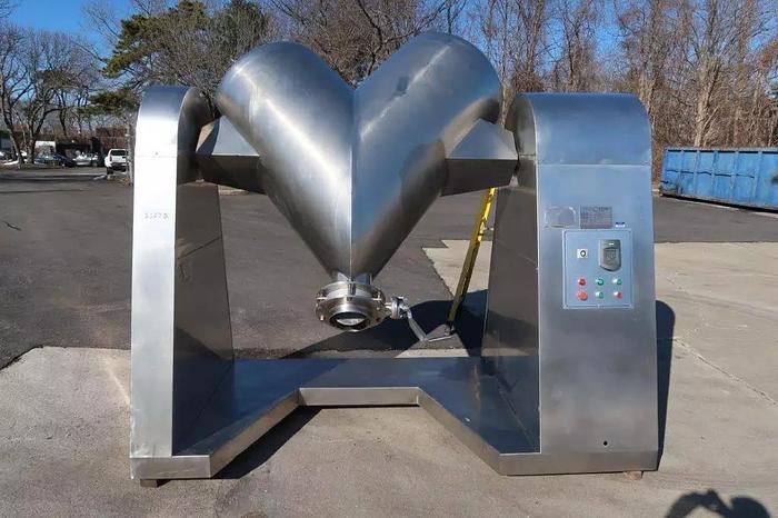 Used 20 CU. FT. TWIN SHELL "V" BLENDER - ALL STAINLESS STEEL