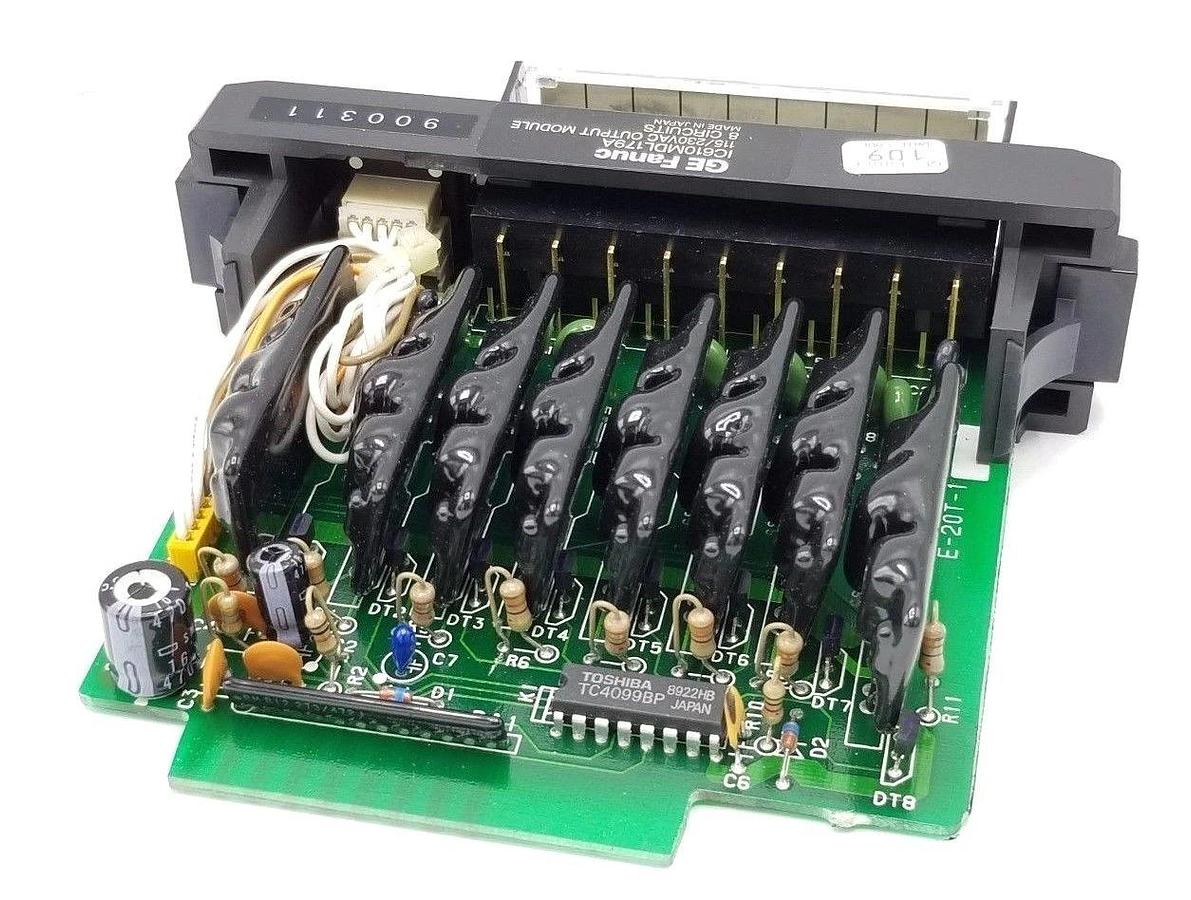 Used NIB GE FANUC IC610MDL179A PROGRAMMABLE CONTROLLER 115/230VAC OUT MDL