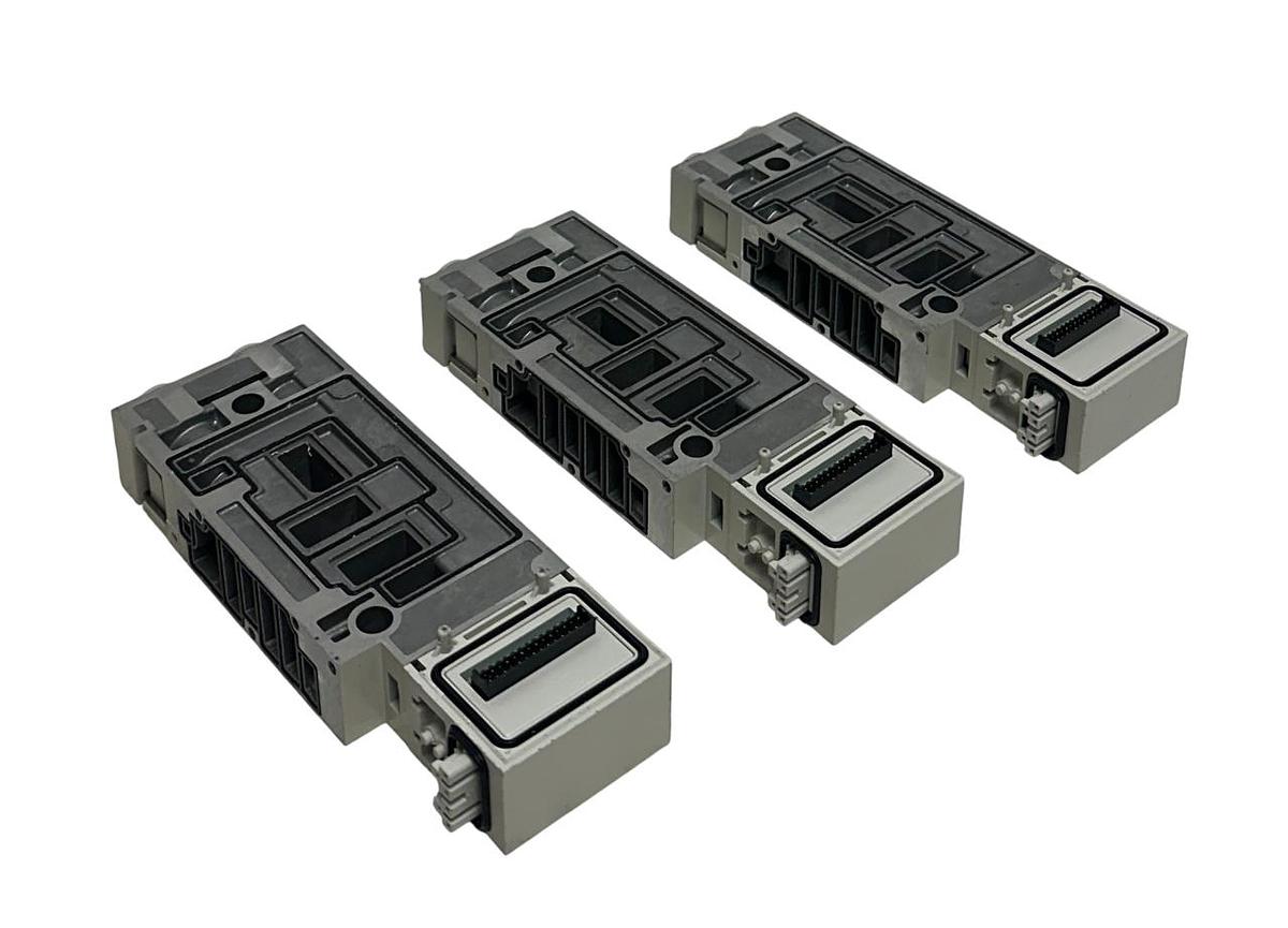 Used 3 SMC VQ-4000 / VQ4000 OEM PNEUMATIC MANIFOLD BLOCK ASSEMBLIES NSNP