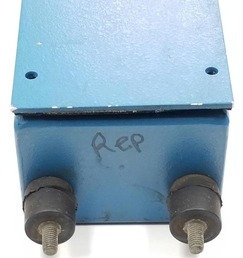 Used TRIAD CONTROLS INC. TR-48-8K-20 LIGHT CURTAIN HOUSING 48'' (HOUSING ONLY)