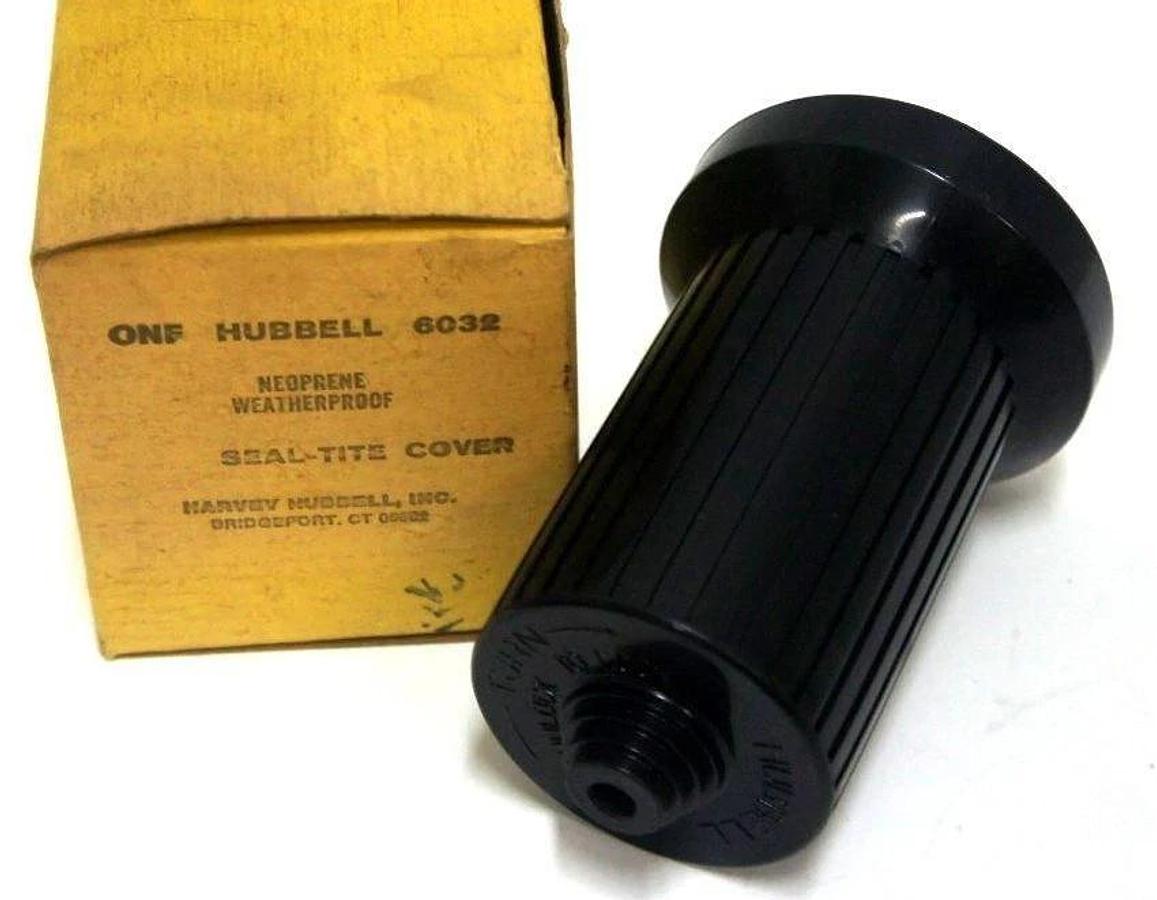 Used NIB HUBBEL 6032 NEOPRENE WEATHERPROOF SEAL-TITE COVER HBL6032