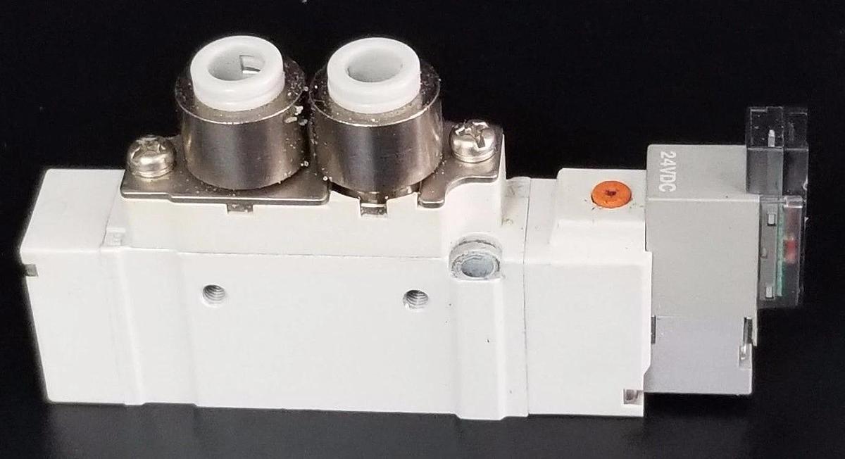 Used SMC SY5120-5MZ-C8 SOLENOID VALVE SY51205MZC8, 24VDC