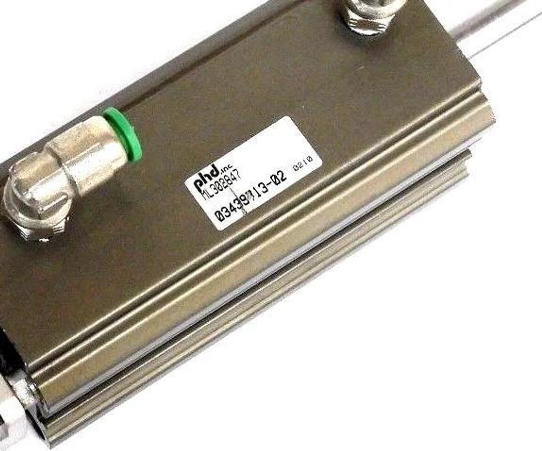 Used PHD INC. ML302847 ROTARY ACTUATOR CYLINDER 03438713-02