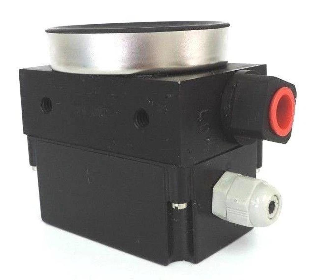 NEW DIFFERENTIAL PRESSURE PLUS PCA25S4LB30P2 GAUGE DPH200