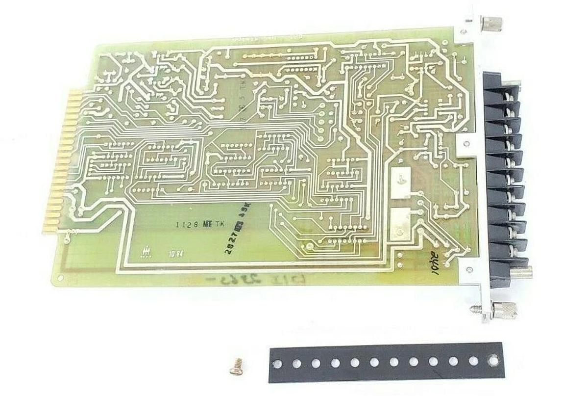 Used RELIANCE ELECTRIC 0-52803-2 PC BOARD FREQUENCY TO VOLTAGE FVCC 0528032