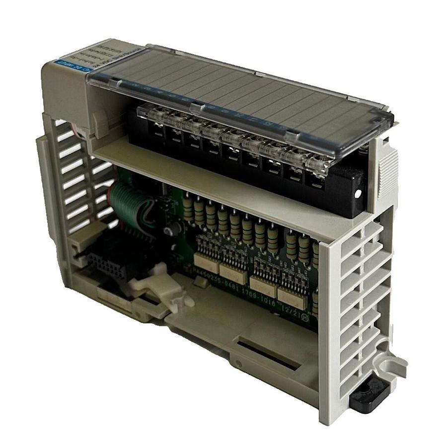 Used ALLEN BRADLEY 1769-IQ16 /A CompactLogix 16-PT DIGITAL INPUT MODULE 1769IQ16