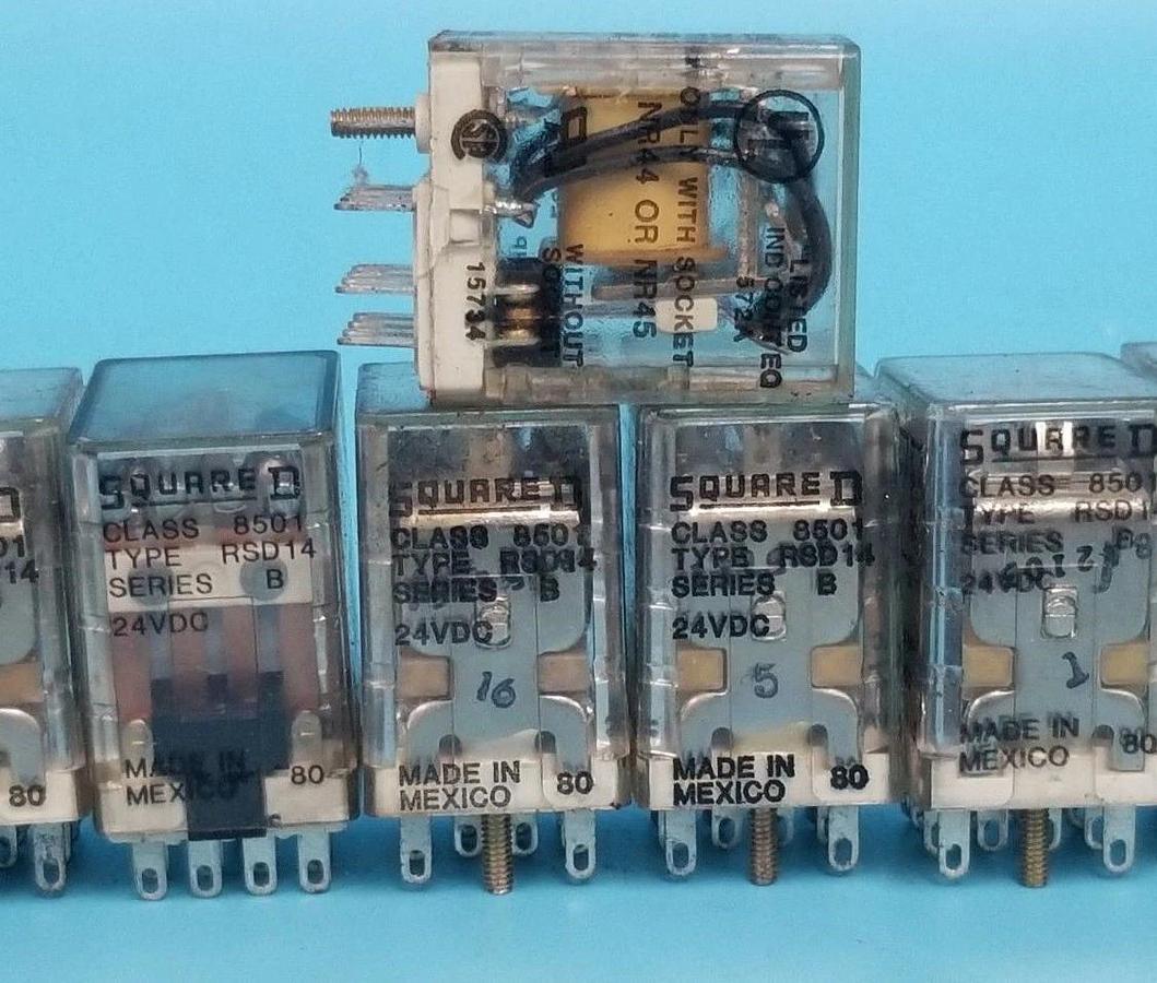 Used LOT OF 9 SQUARE D 8501-RSD14 RELAYS 8501RSD14, SER. B, 24VDC
