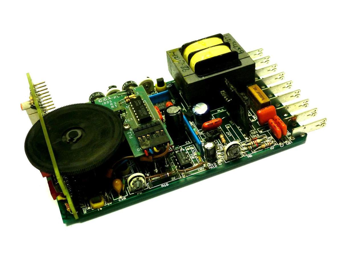 Used EUROTHERM 018987 CONTROLLER BOARD