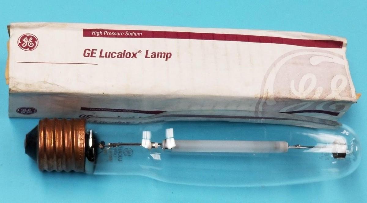 Used NEW GENERAL ELECTRIC 44047 LUCALOX LAMP 250W, LU250, BALLAST: S50