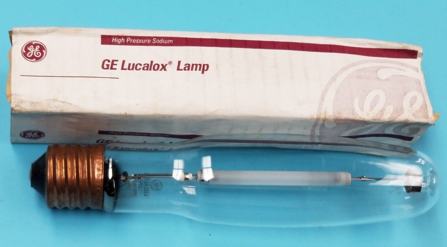 Used NEW GENERAL ELECTRIC 44047 LUCALOX LAMP 250W, LU250, BALLAST: S50
