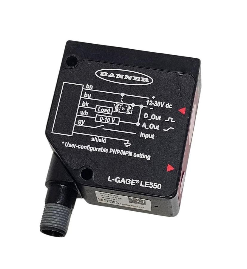 Used BANNER LE550UQ LASER DISPLACEMENT SENSOR 12-30V DC P/N: 86750