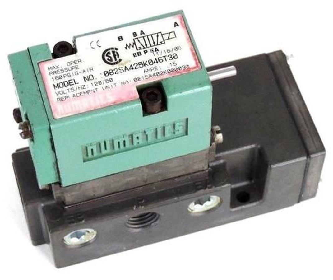 Used NUMATICS 082SA425K046T30 SOLENOID VALVE BLOCK 120V 50HZ .15 AMPS 150PSIG