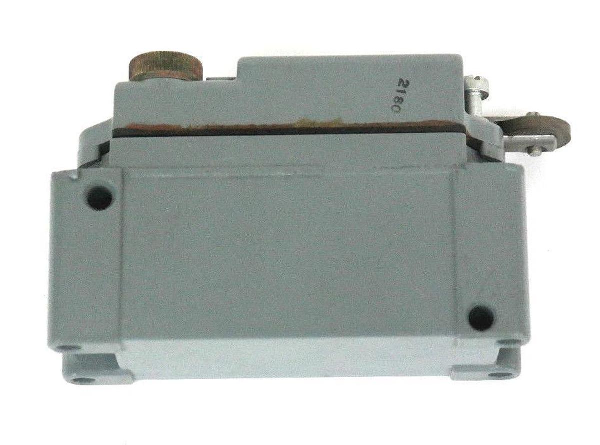 Used SQUARE D 9007-AW-39 LIMIT SWITCH SERIES A, 2 POLE, 10 A, 600 VAC 9007AW39