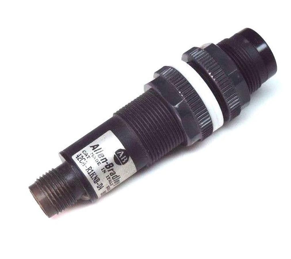 Used ALLEN BRADLEY 42CA-R1KNB-D4 SENSOR 42CAR1KNBD4, SER. A