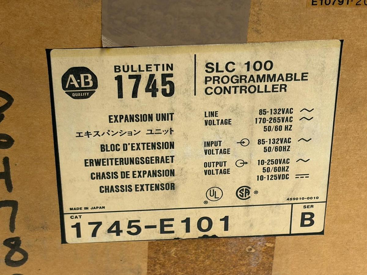 Used Allen-Bradley 1745-E101 SLC 100 Expansion Unit Series B with Cable Manual - NEW