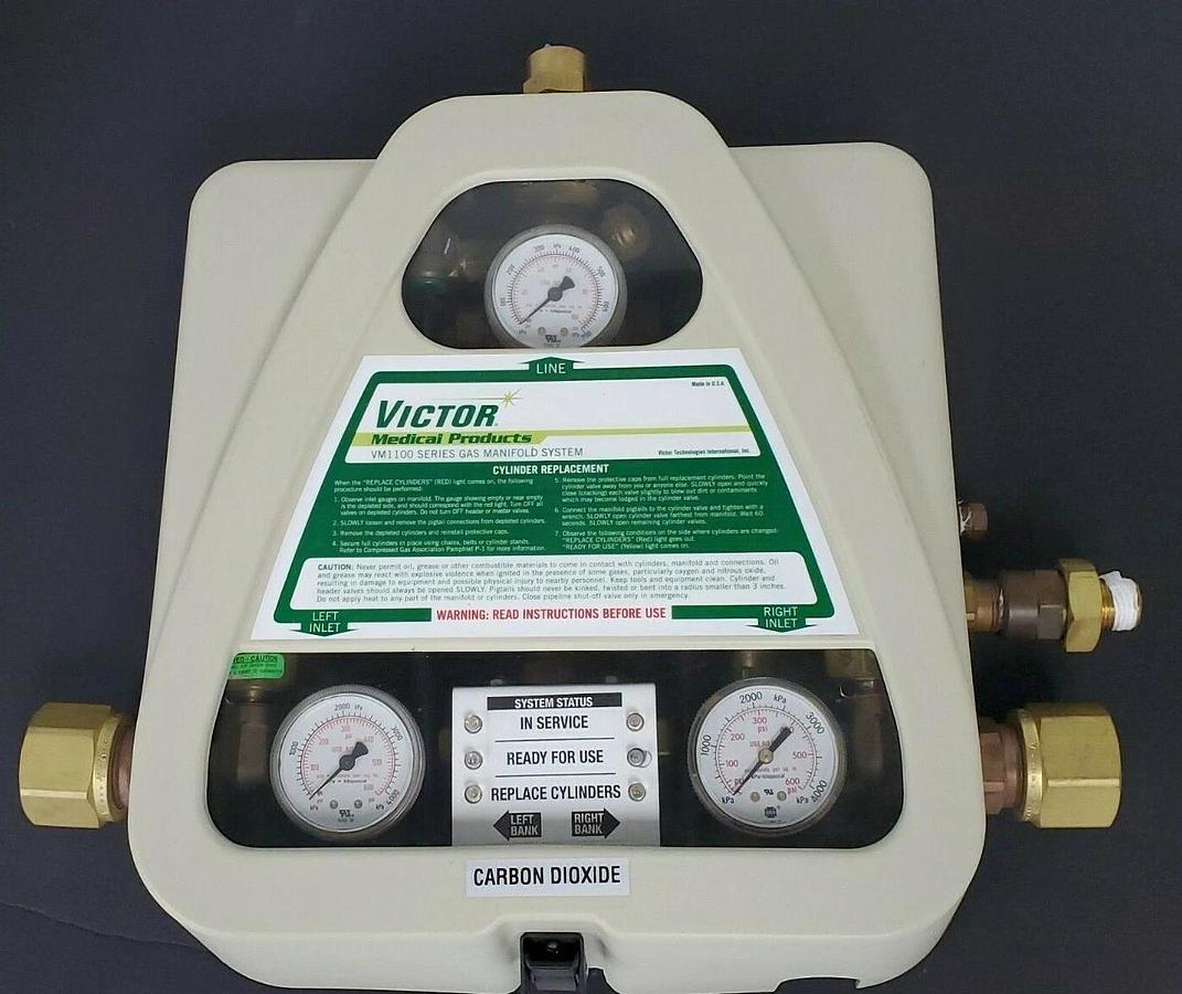 Used VICTOR MEDICAL PRODUCTS VM1100 NITROGEN OXIDE / CARBON DIOXIDE GAS MANIFOLD
