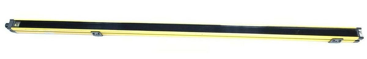 Used ALLEN BRADLEY 440LR4D1500N GUARD MASTER POC-30 RECEIVER 440L R4D1500-N (60INCH)