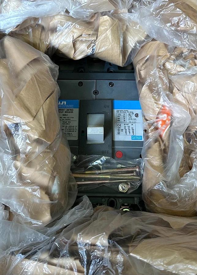 NEW FUJI BU3KLC-200L1W / BU3KLC200L1W CIRCUIT BREAKER 400A 600VAC BU0PKH200