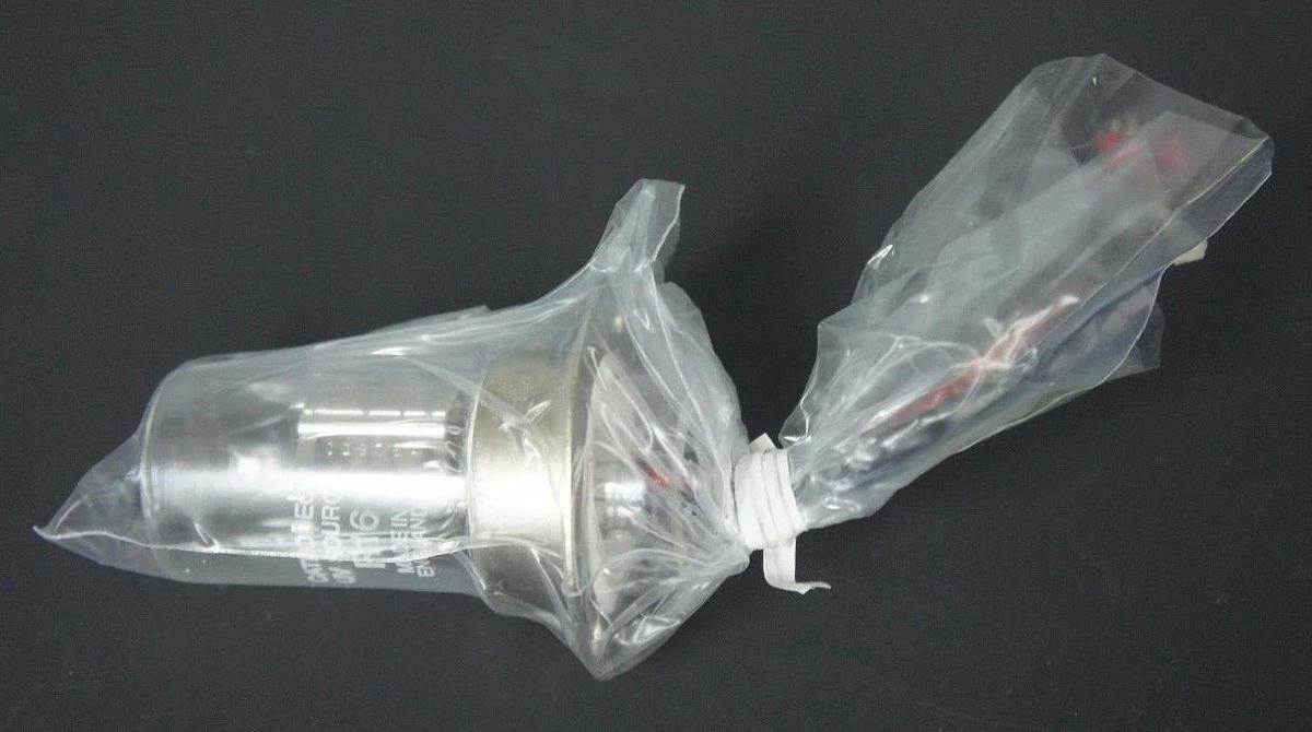 NIB CATHODEON TYPE R16 10V DEUTERIUM LAMP CD9754