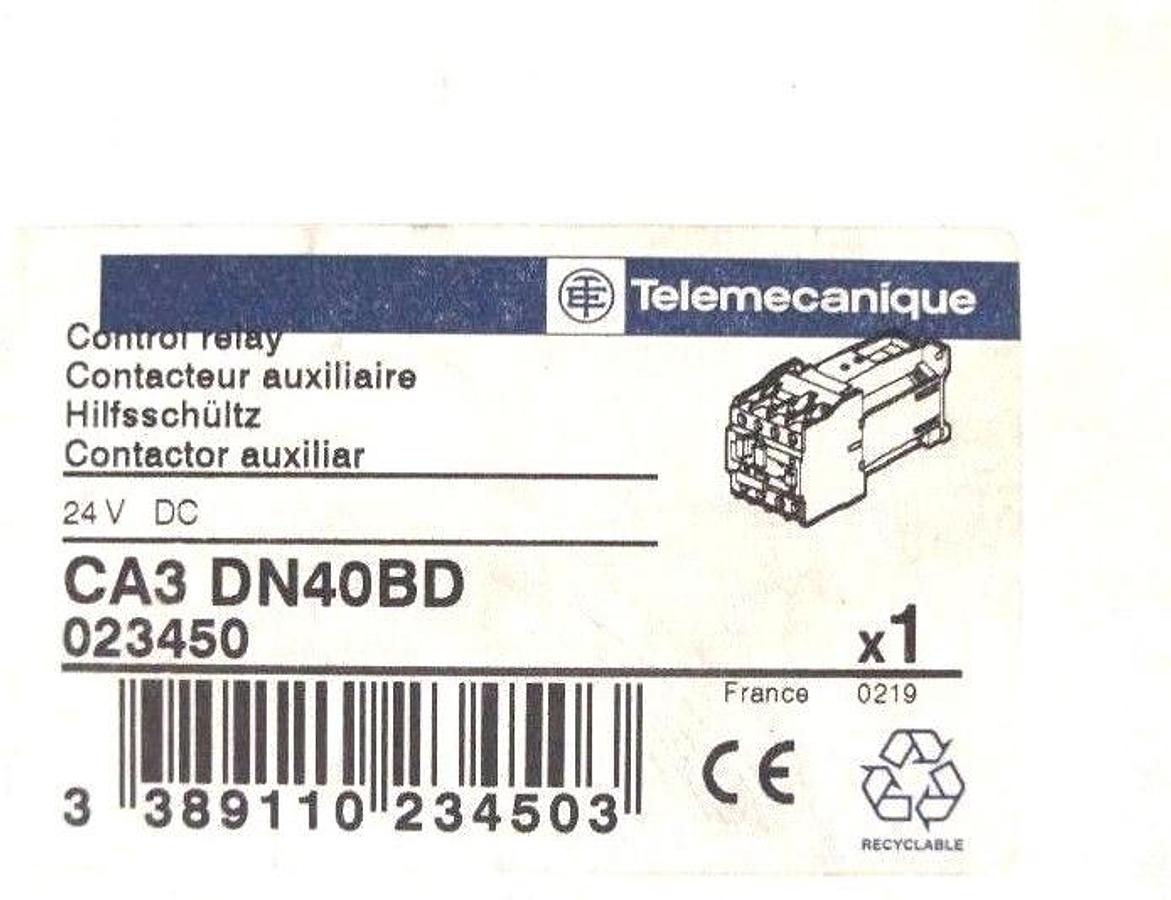 Used NIB TELEMECANIQUE CA3DN40BD CONTROL RELAY 24V DC, CA3-DN40