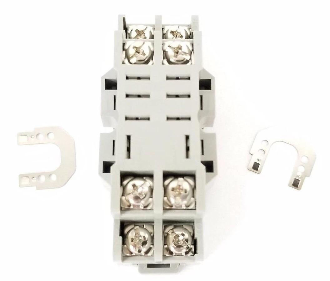Used NEW DAYTON 2A582E RELAY SOCKET 10AMP 300VAC 8PIN DIN/SCREW