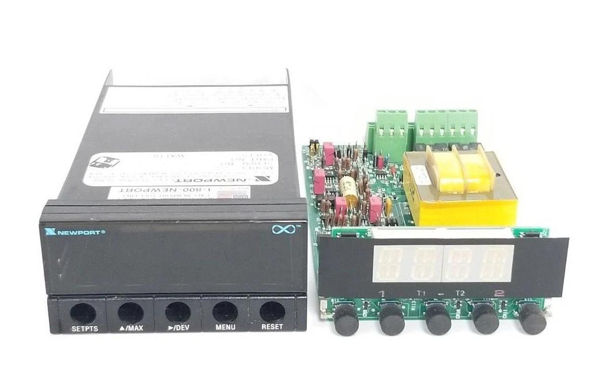 Used NEWPORT ELECTRONICS INFCR0 PANEL METER 115VAC, 6W, 11541PC-01 REV. A