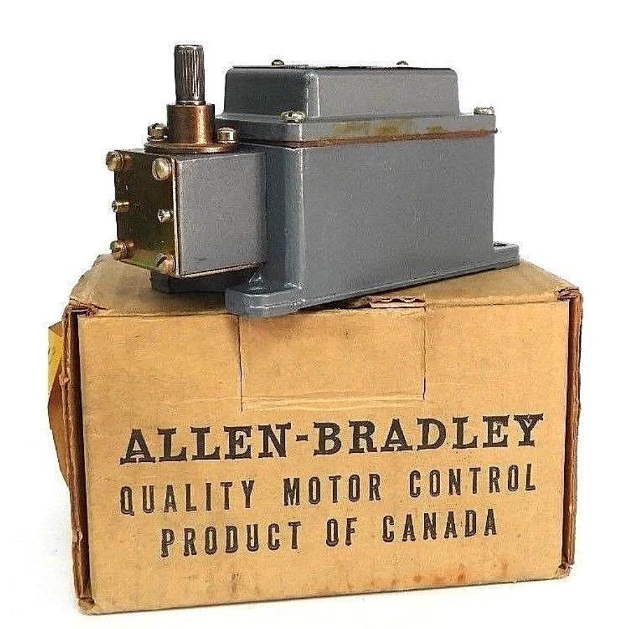 Used NIB ALLEN BRADLEY 802T-R2TD SER. 1 LIMIT SWITCH W/ Z-24811 OPERATING HEAD