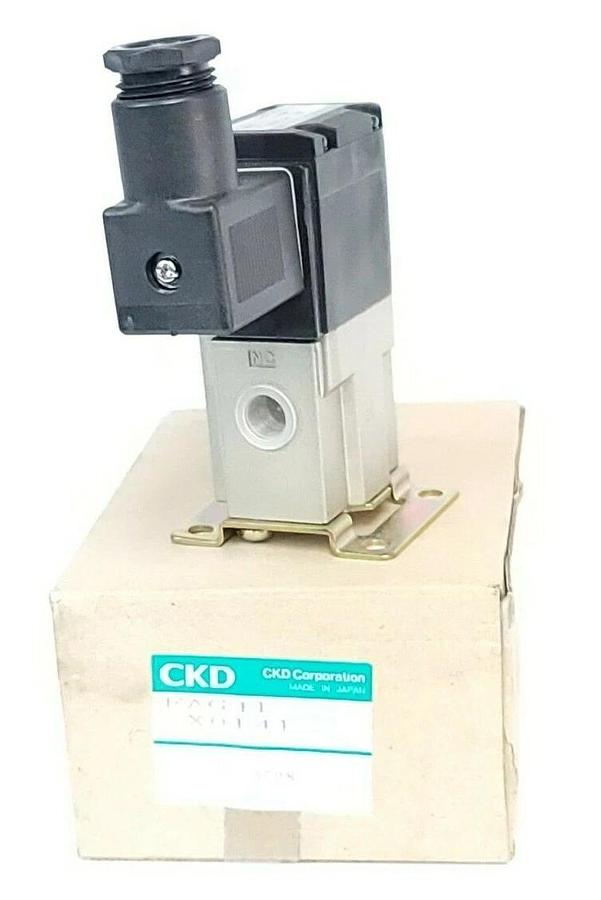 Used NIB CKD FAG41-X0141 SOLENOID VALVE AC200V AIR 0.7MPa ORIFICE 2 RC 1/4 3528