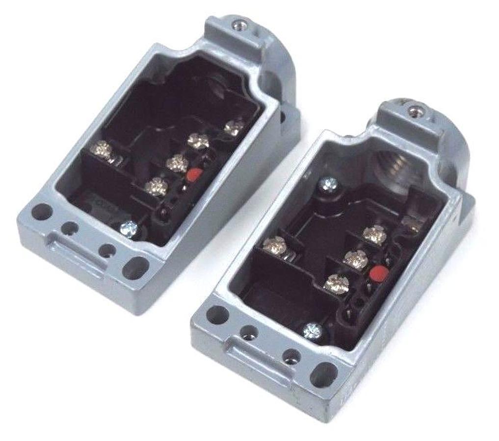 LOT OF 2 NEW PEPPERL & FUCHS 08275S RECEPTACLE BODIES