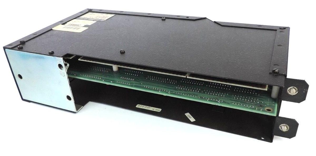 Used SQUARE D SY/MAX 8020-SCP-523X PROCESSOR SERIES M1 REV 9.00 8020SCP523X
