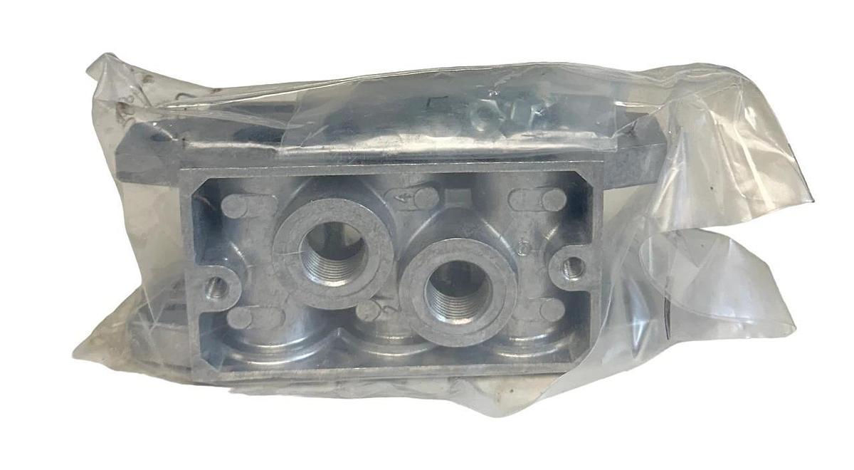 Used FESTO NAV-3/8-2C-ISO / 11305 PNEUMATIC MANIFOLD SUB-BASE NSFS