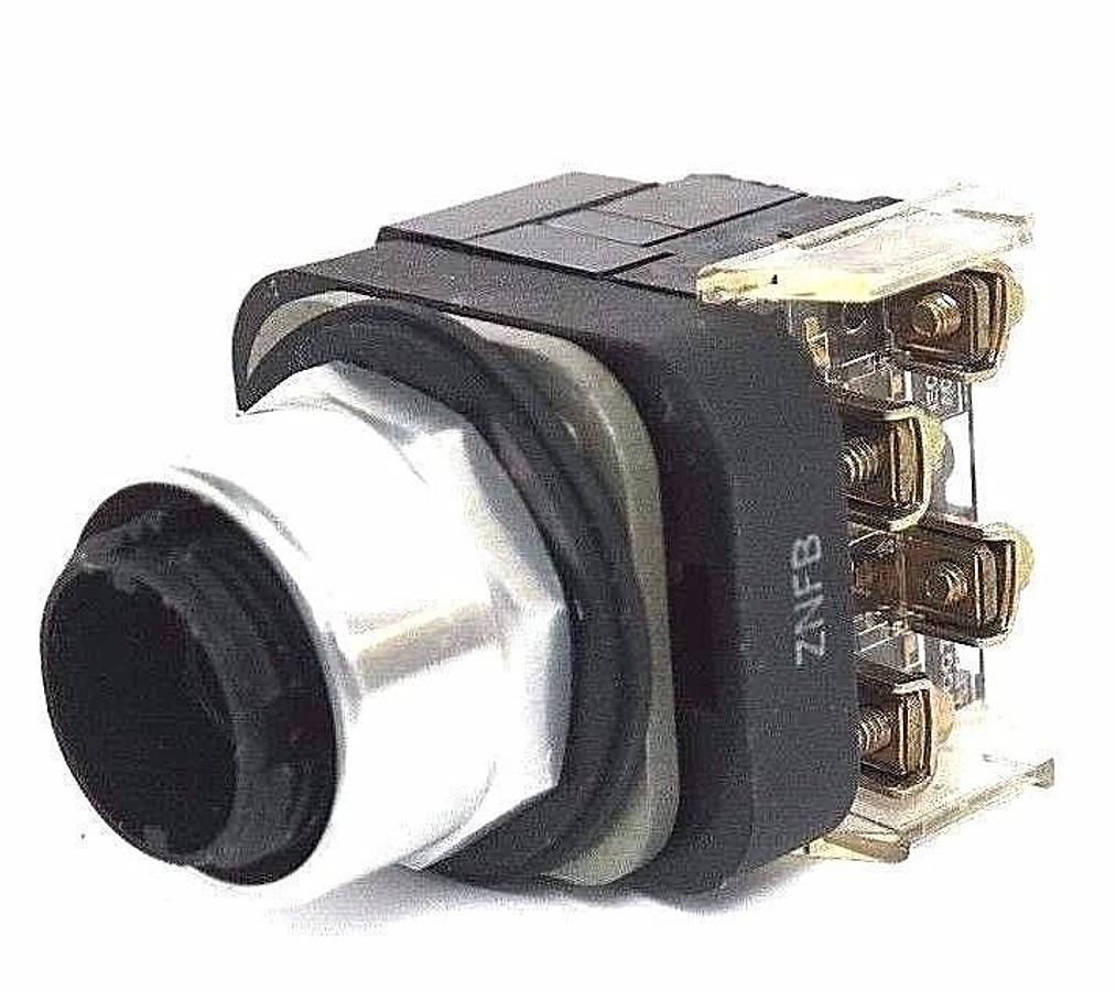 Used ALLEN BRADLEY 800T-PB16 PUSHBUTTON SER. T, 40171-002-01 W/ 800T-XA, SER. D, 120V