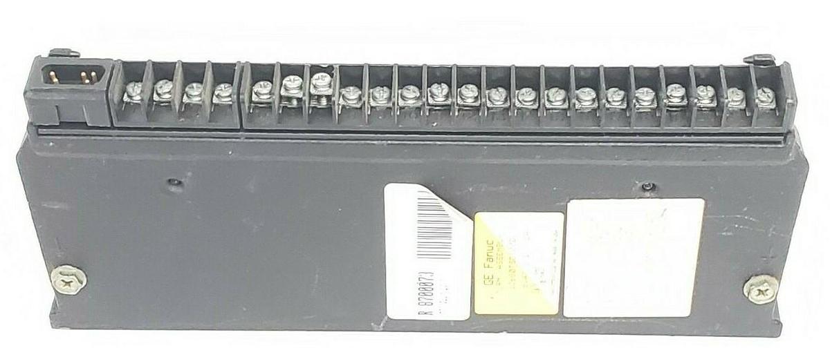 Used GE FANUC IC660TSD100B TERM. ASSEMBLY 115VAC