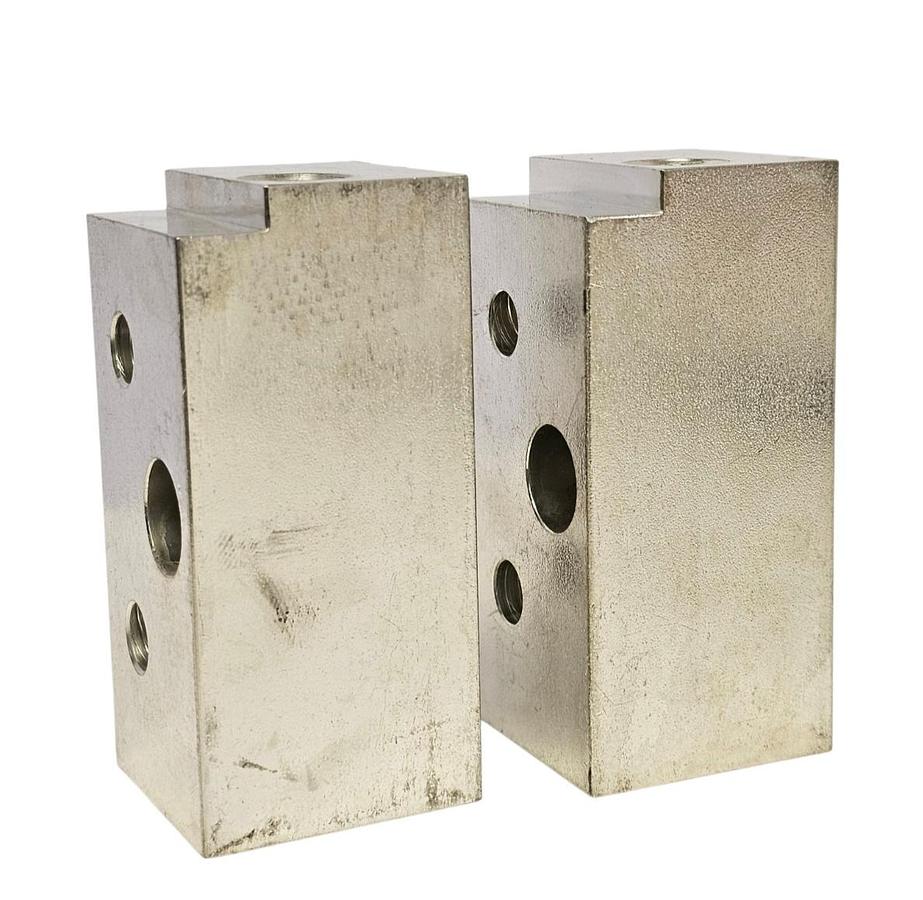 LOT OF 2 NEW TOMAHAWK 006195-B BLOCK-PIN GUIDES 006195B