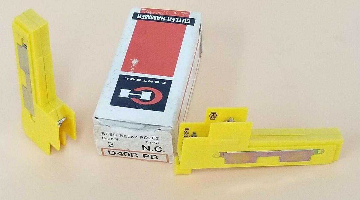 Used LOT OF 2 NEW EATON CUTLER HAMMER D40RPB REED RELAYS 1 N.C