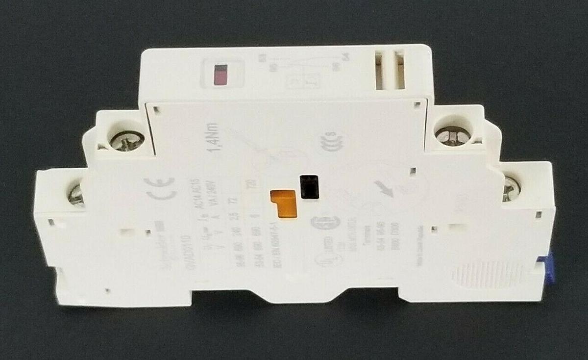Used SCHNEIDER ELECTRIC GVAD0110 SIGNALING CONTACT 575VAC