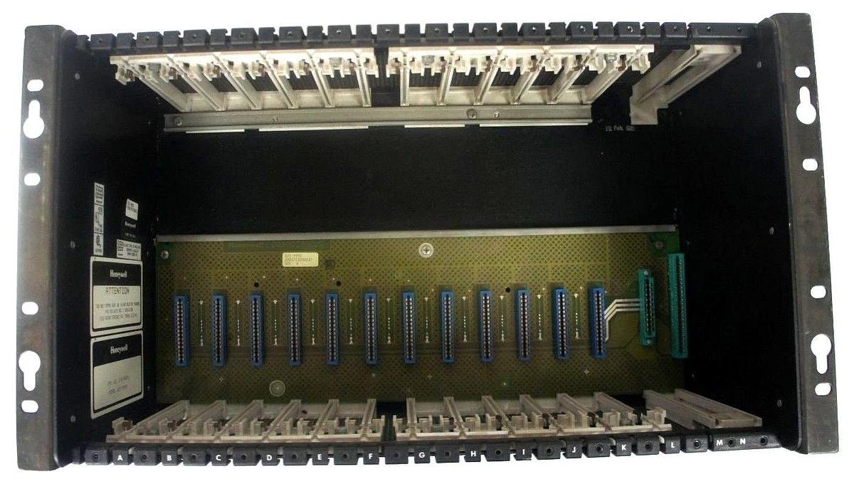 Used HONEYWELL IPC 621 I/O EXPANSION RACK MODEL 621-9990
