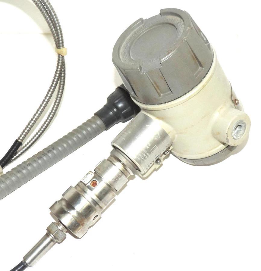 Used HONEYWELL ST3000 S900 R300 PRESSURE TRANSMITTER WITH CAPILLARY CABLE AND SEAL