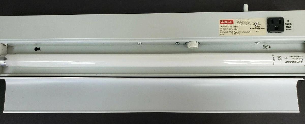 Used HOFFMAN ALF16D24R FLUORESCENT LIGHT FIXTURE, 120VAC, 60HZ, 0.35A