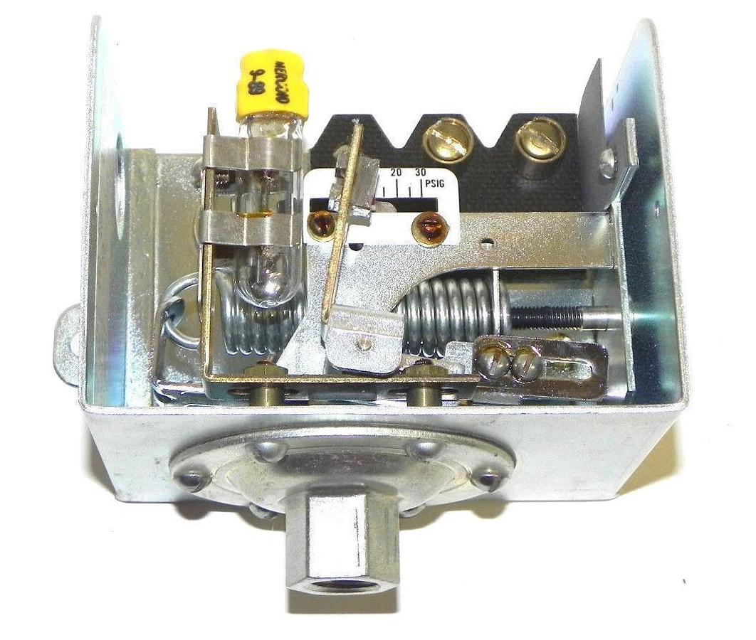 Used MERCOID CONTROL AP-89-37 PRESSURE SWITCH AP8937